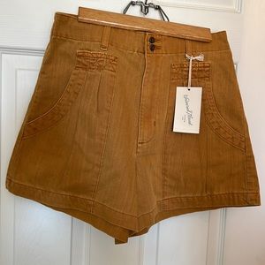 NWT universal thread, orange mustard, detailed shorts, size 2